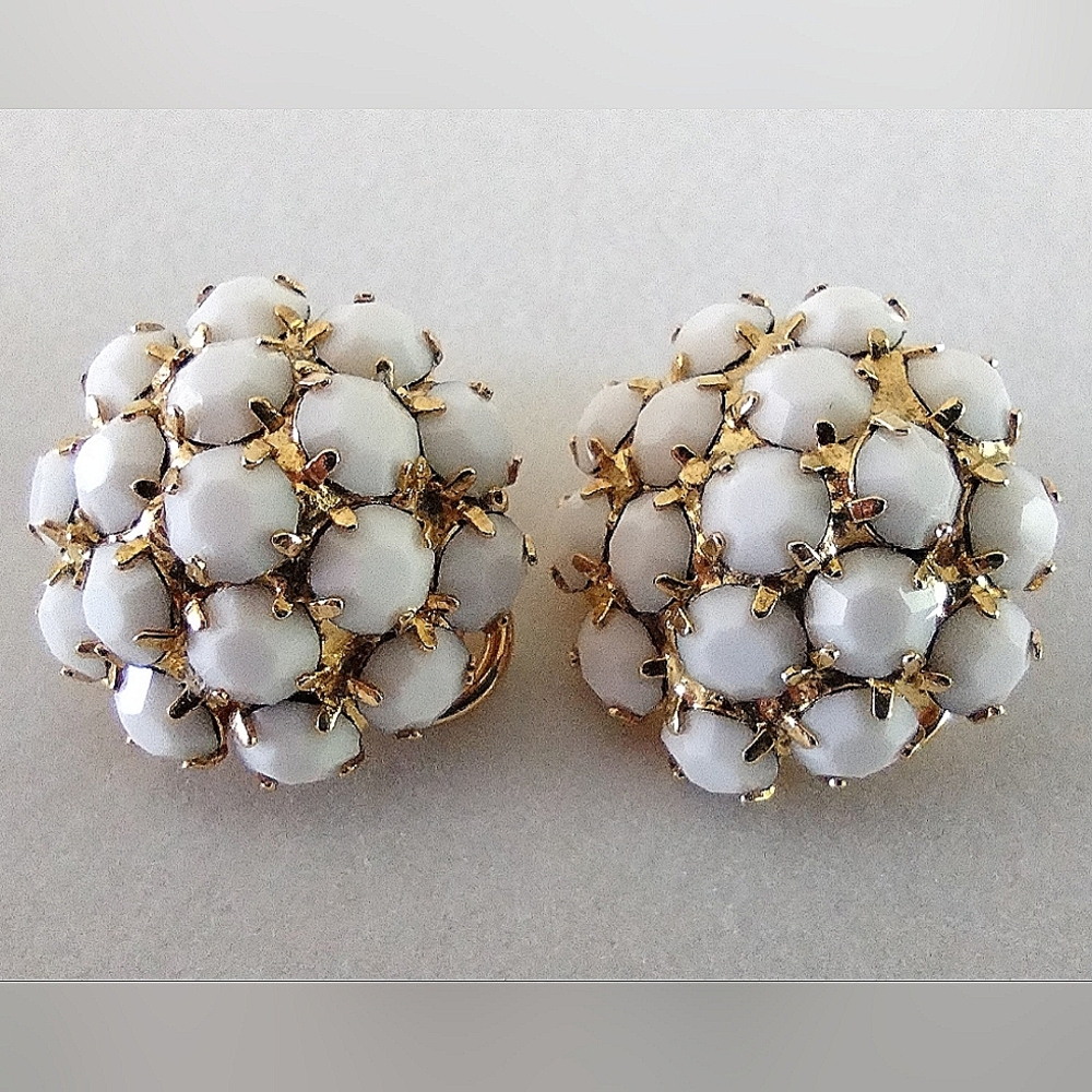 Napier Faceted Milk Glass Cluster Pat Pend Clip Earrings